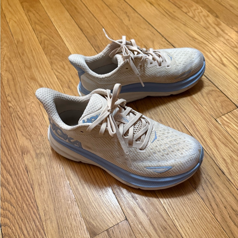 Hoka Clifton 9 Women's Beige and Light Blue Athletic Shoes